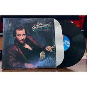 Lee Greenwood Somebodys Gonna Love You Vinyl 33RPM Vinyl 80s Country LP MCA